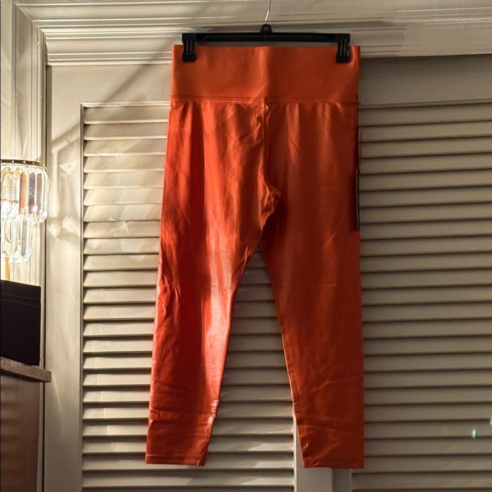 NWT - Carbon 38 Takara Shine Orange Women's Leggings